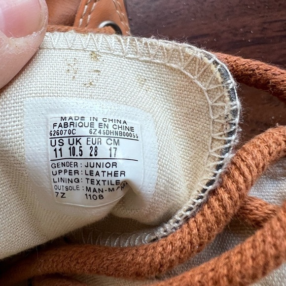 Converse Tan Brown Leather Size 11 kids - Picture 5 of 5